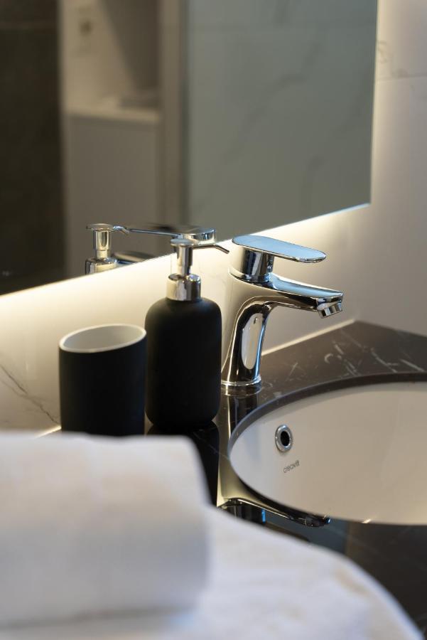 City Center Apartment Τίρανα Εξωτερικό φωτογραφία