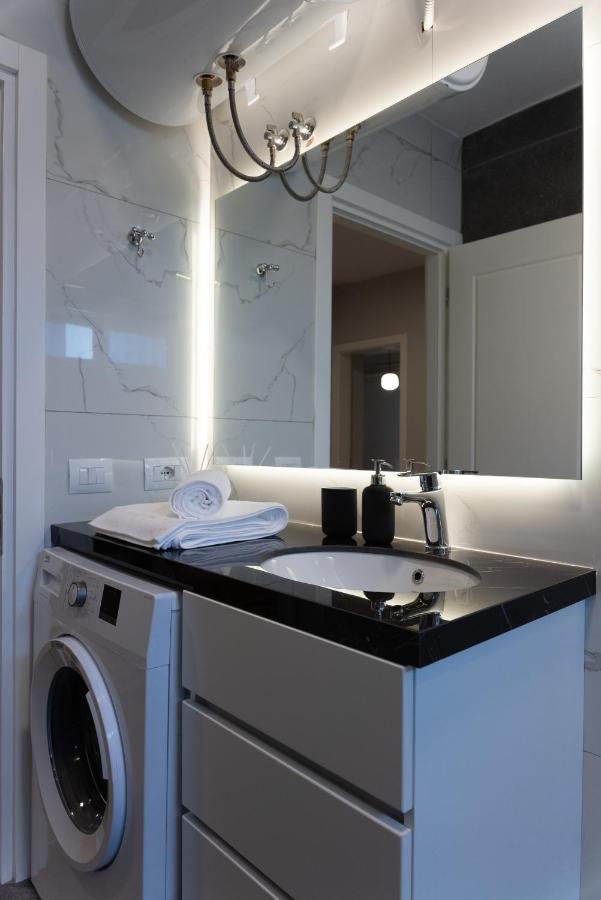 City Center Apartment Τίρανα Εξωτερικό φωτογραφία